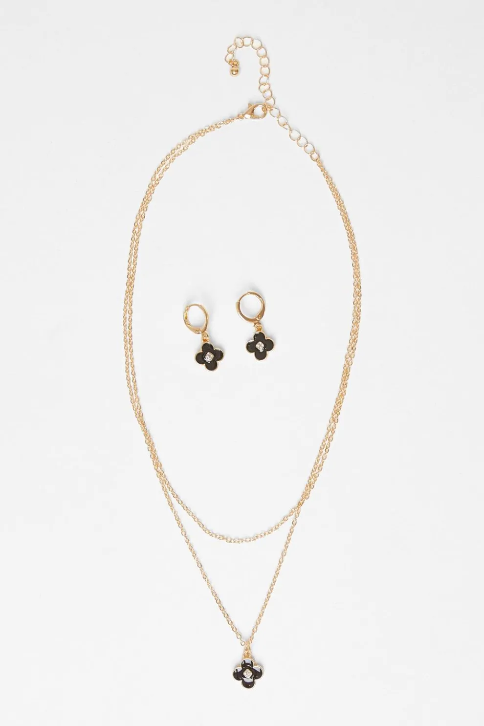 Black Clover Jewellery Set