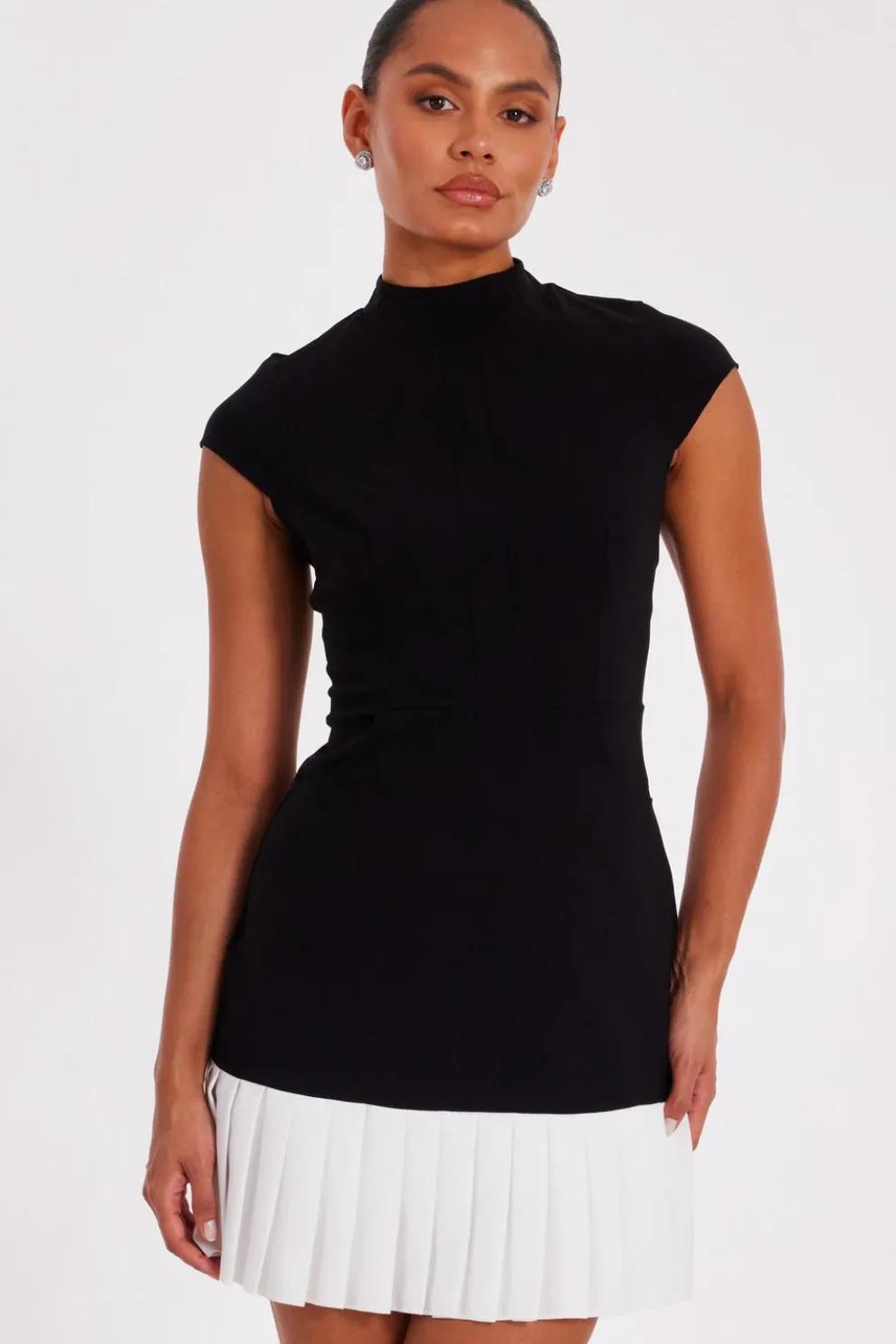 Black Contrast Pleated Mini Dress