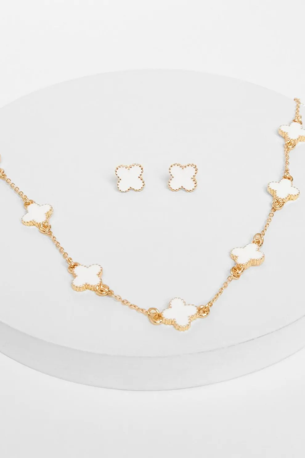 White Clover Jewellery Set