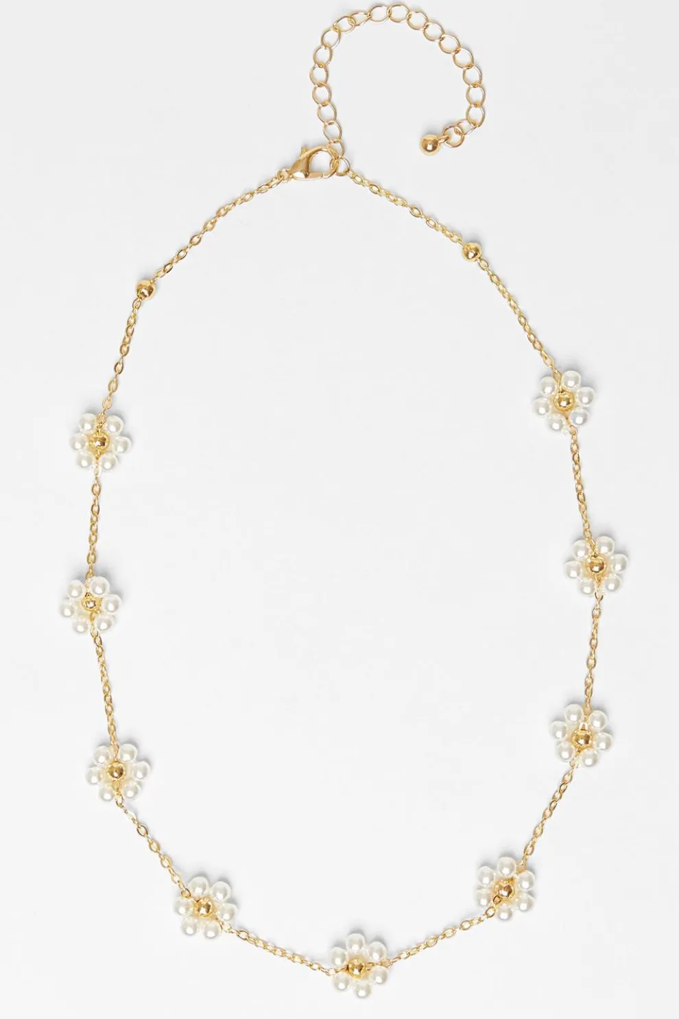 White Pearl Daisy Necklace